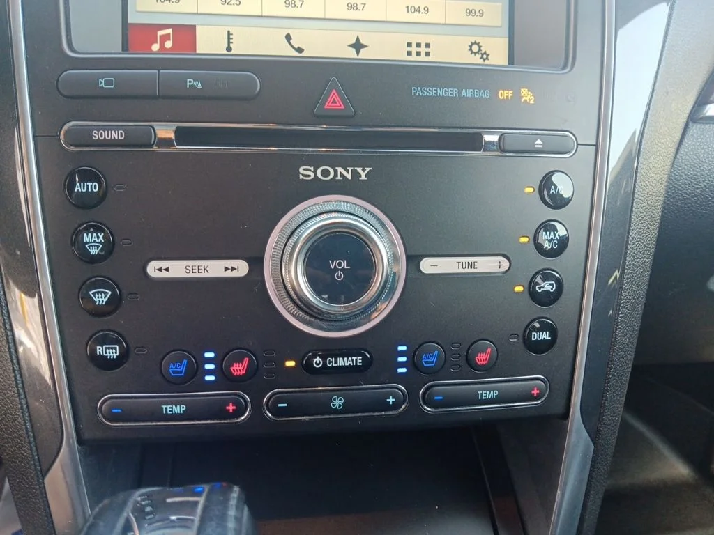 Used 2017 Magnetic Ford Limited image 20