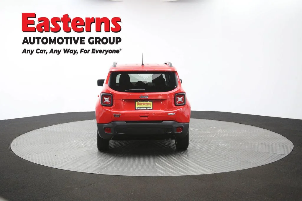 Used 2021 Red Jeep Latitude image 38