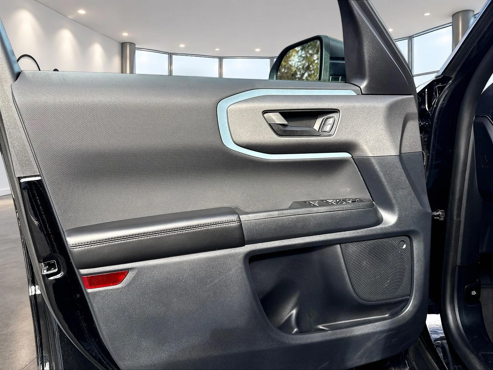 Used 2022 Shadow Black Ford Badlands image 22