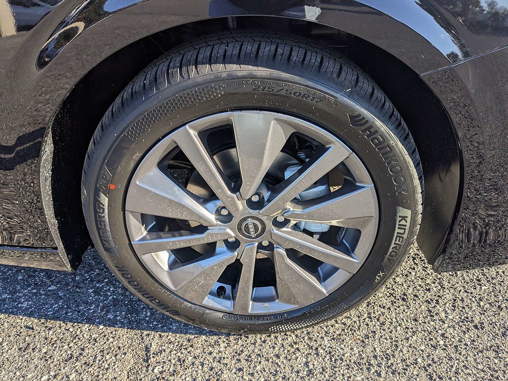 New 2026 Super Black Nissan SL image 11