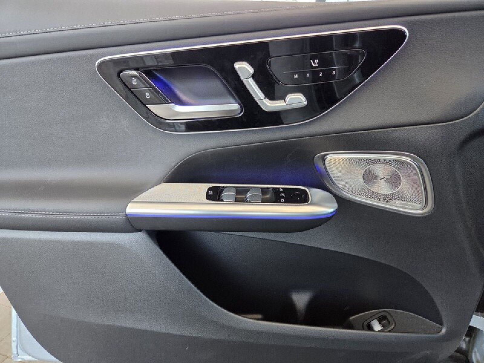 2025 Mercedes-Benz GLC Base - Photo 20