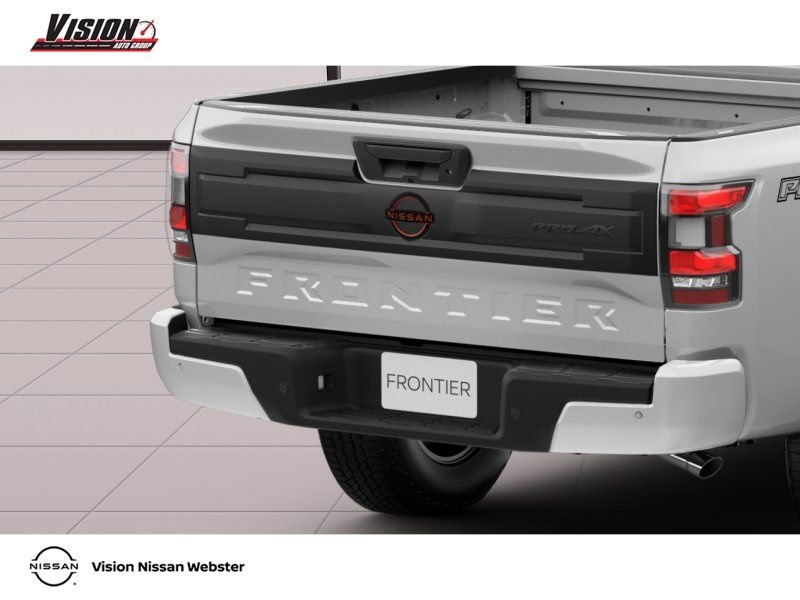 New 2026 White Nissan PRO-4X image 15