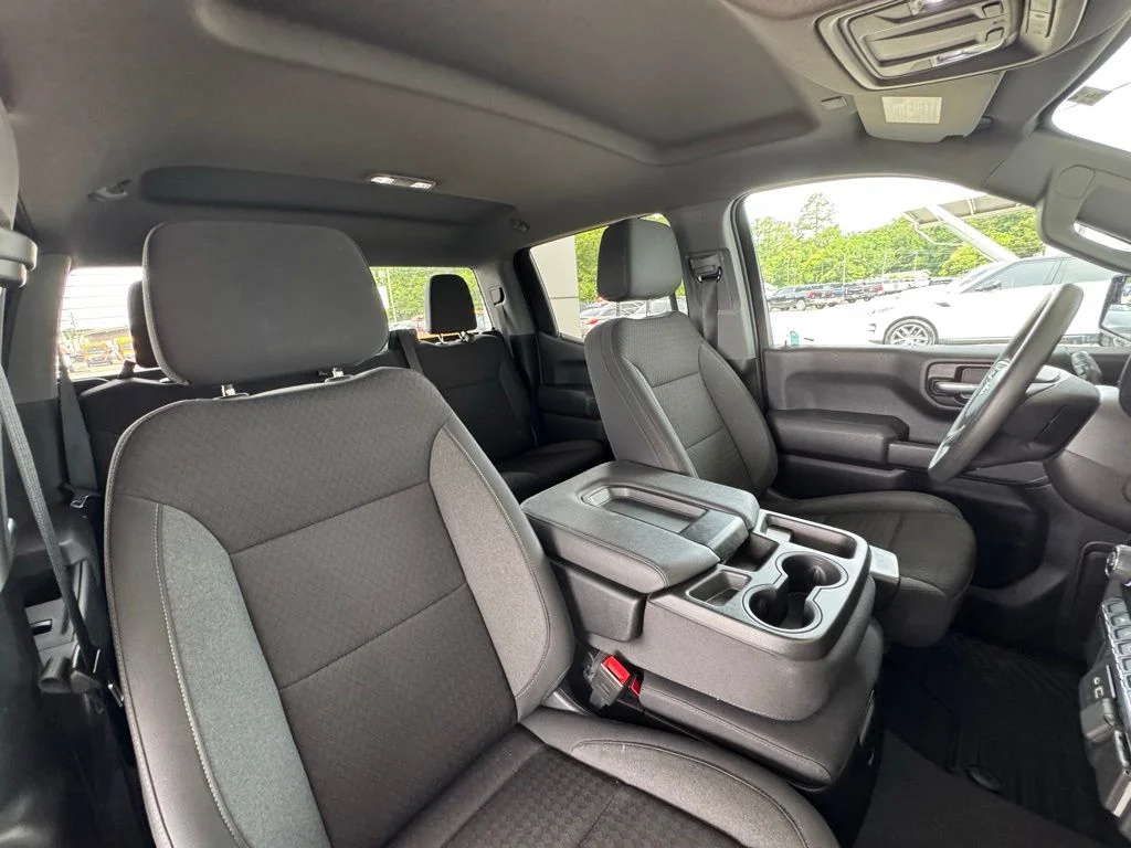 Used 2023 Gray Chevrolet Custom image 19
