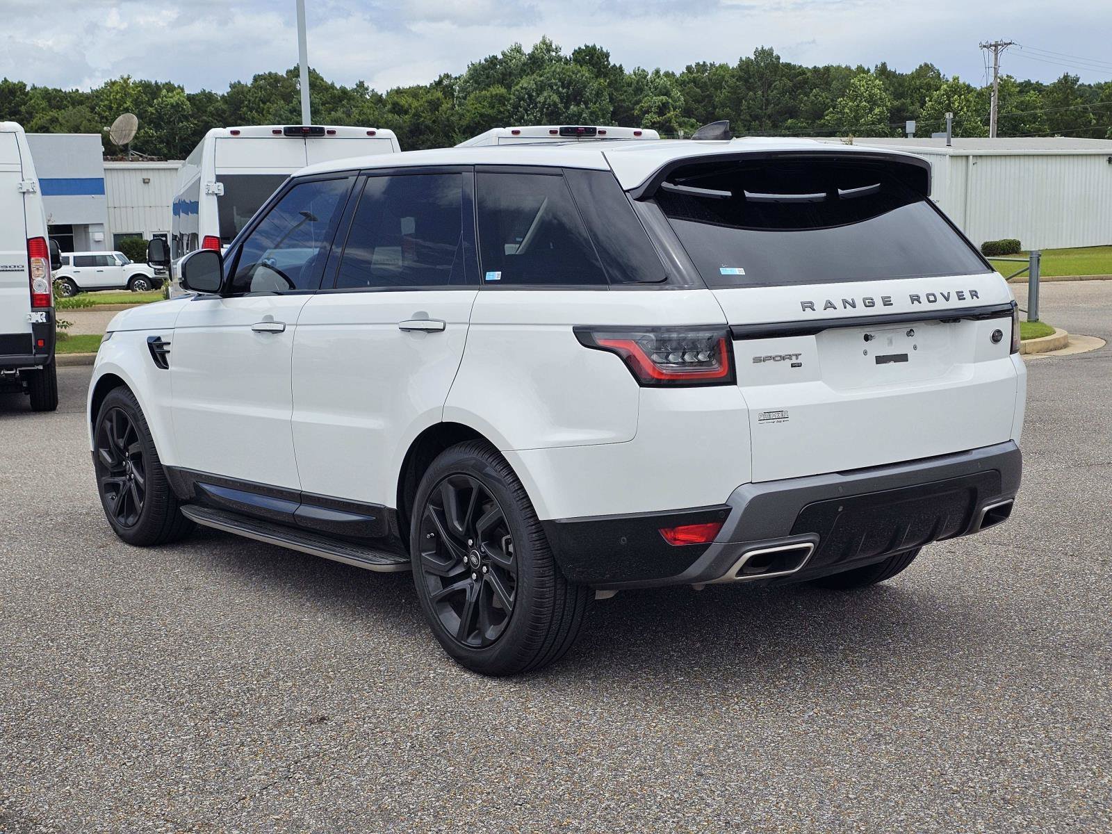 Used 2021 White Land Rover HSE Silver Edition image 12