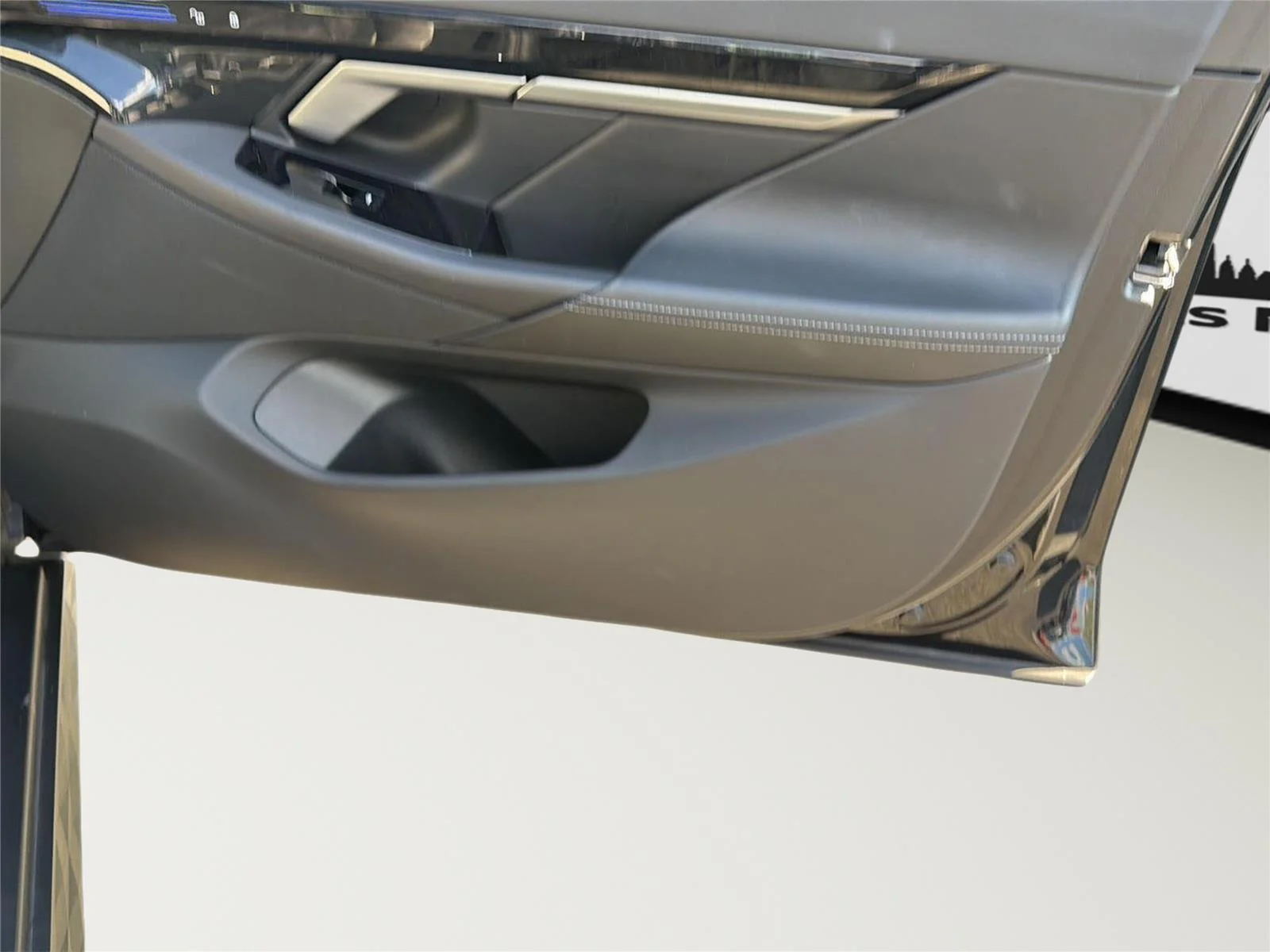 2026 BMW 5 Series 530i - Photo 29