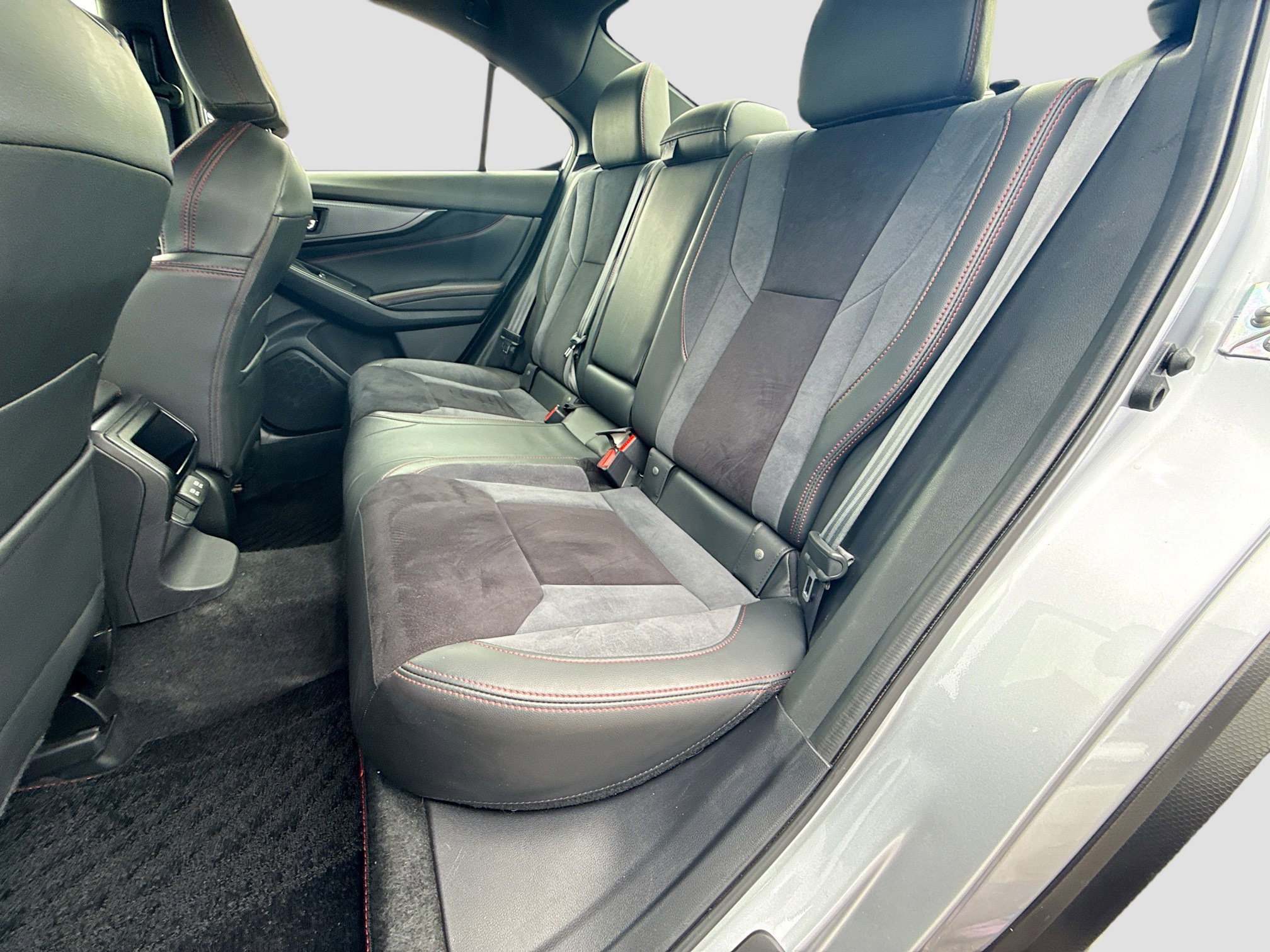 Certified Used 2022 Ice Silver Metallic Subaru GT image 19