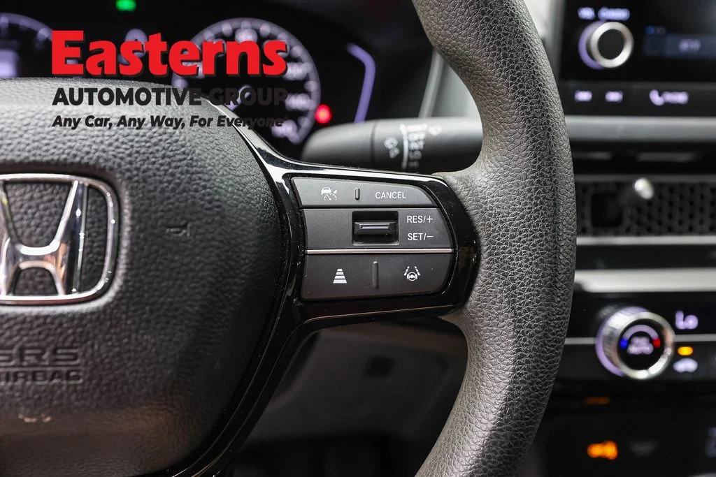 Used 2024 White Honda LX image 15