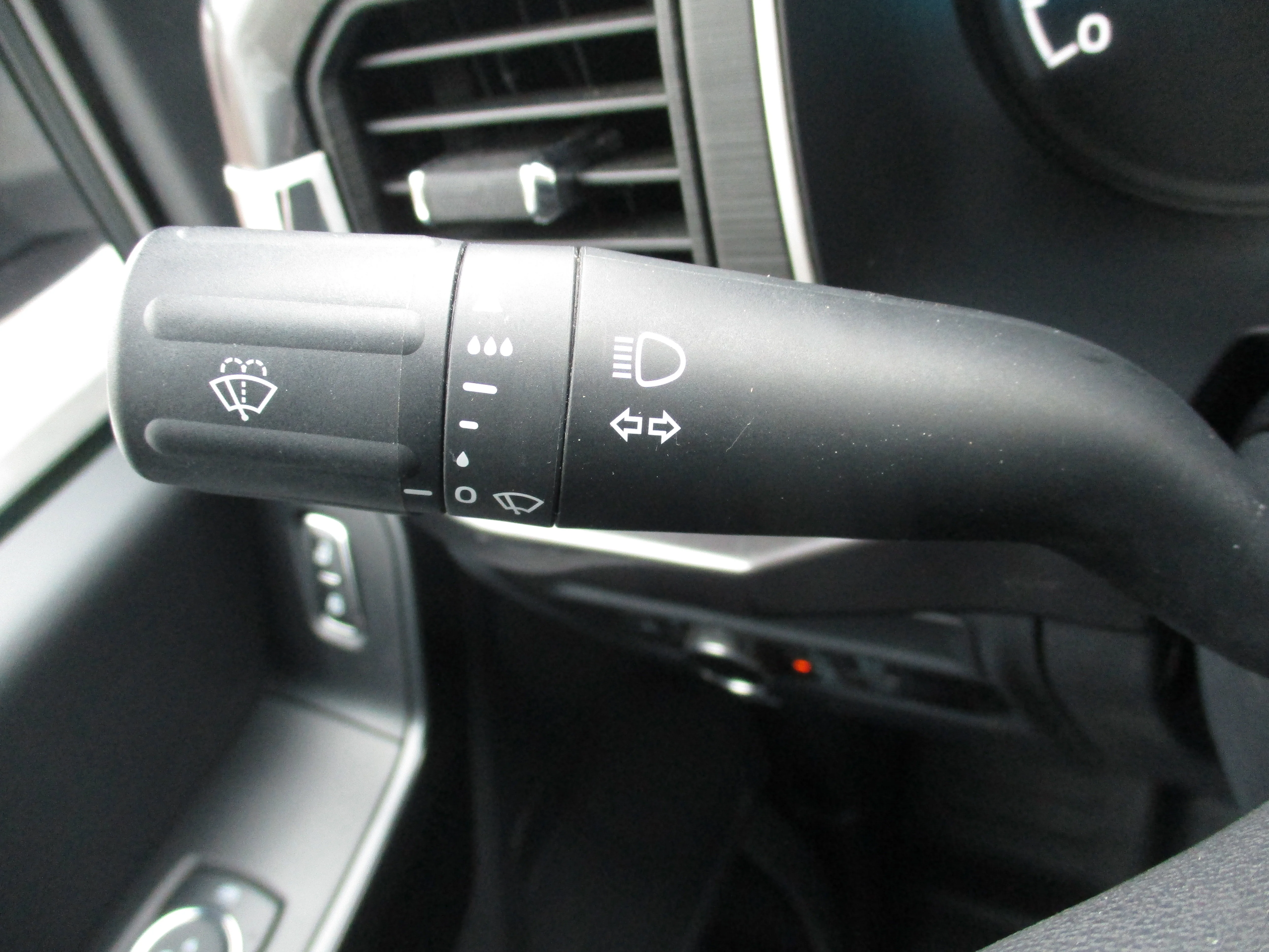 Used 2023 Carbonized Gray Metallic Ford XL image 33