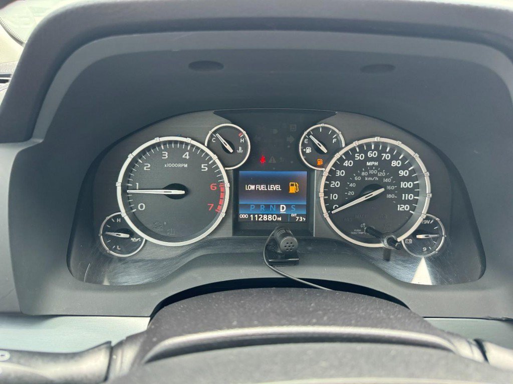 Used 2016  Toyota Platinum image 27