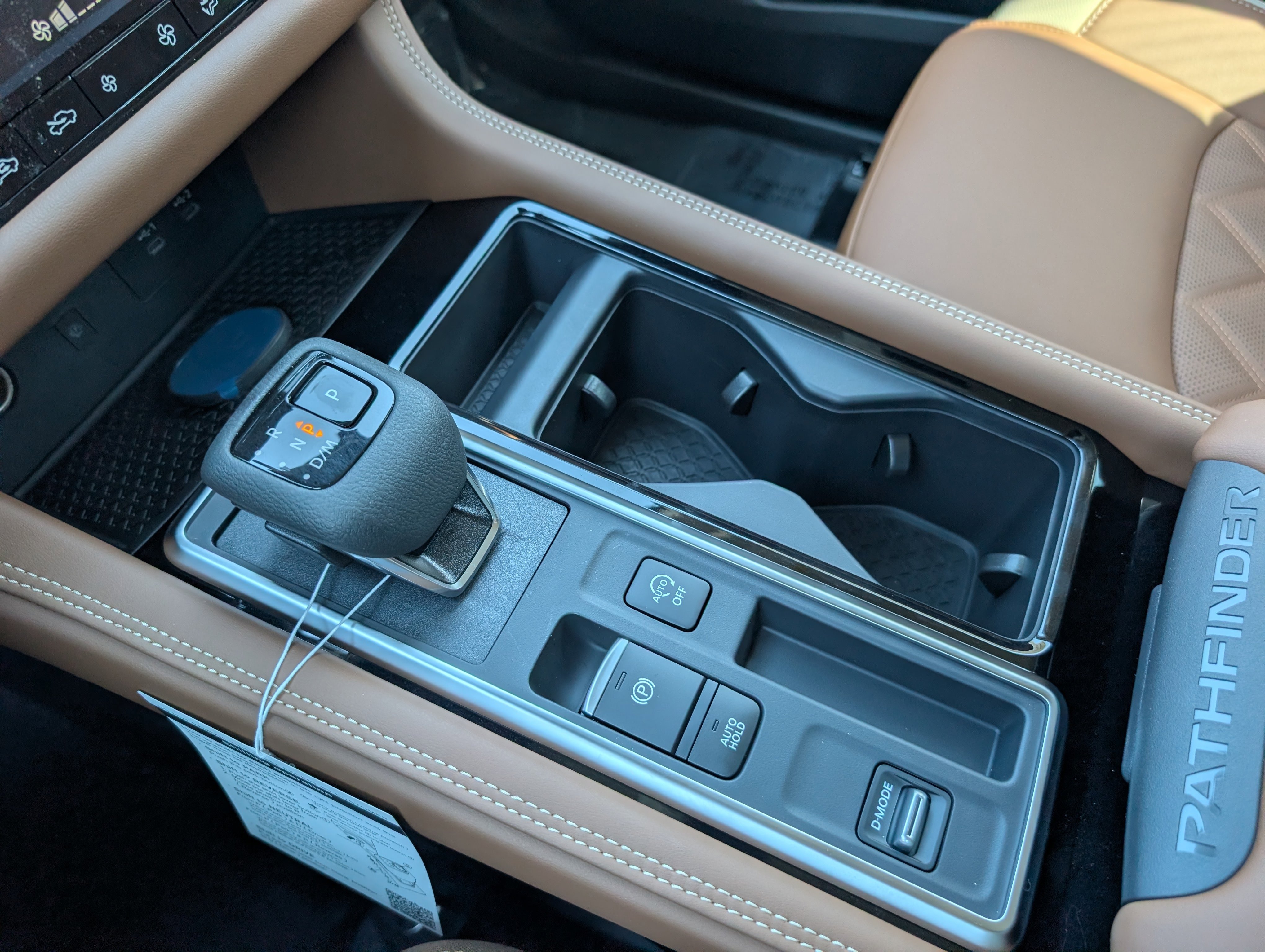 New 2026 Boulder Gray Pearl/Super Black Nissan Platinum image 14