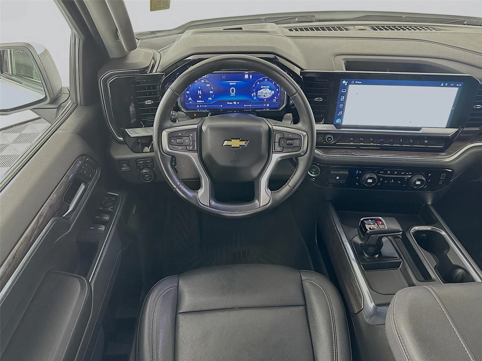 Used 2024 Chevrolet Silverado 1500 LTZ with VIN 2GCUDGED6R1150075 for sale in Winona, Minnesota