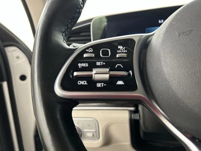2022 Mercedes-Benz GLS GLS450 - Photo 11