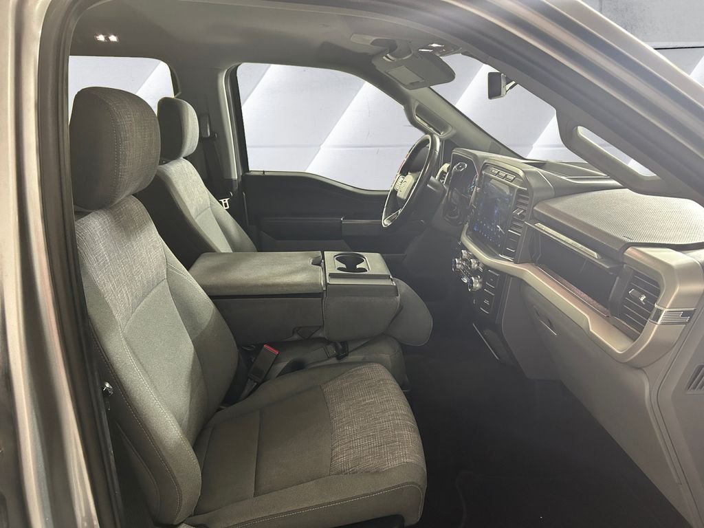 Used 2022 Silver Ford XLT image 13