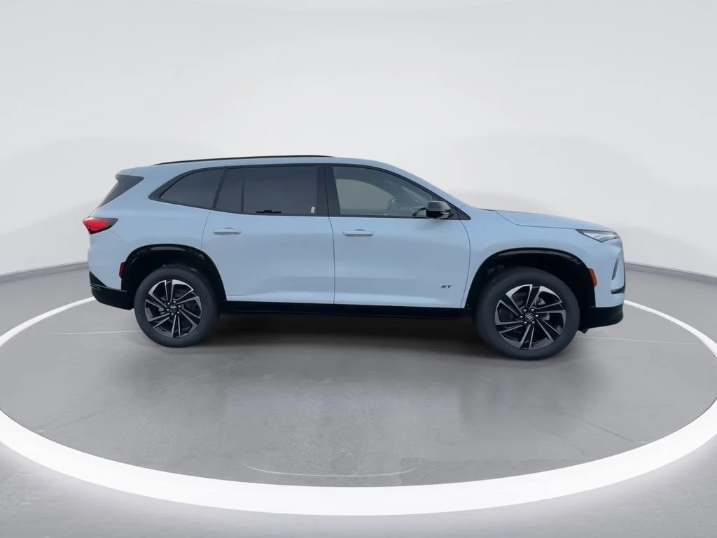 New 2026 Iridescent White Tricoat Buick Sport Touring image 9