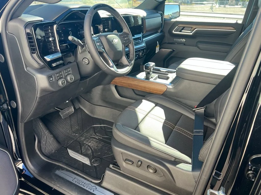 2026 Chevrolet Silverado 1500 High Country - Photo 11