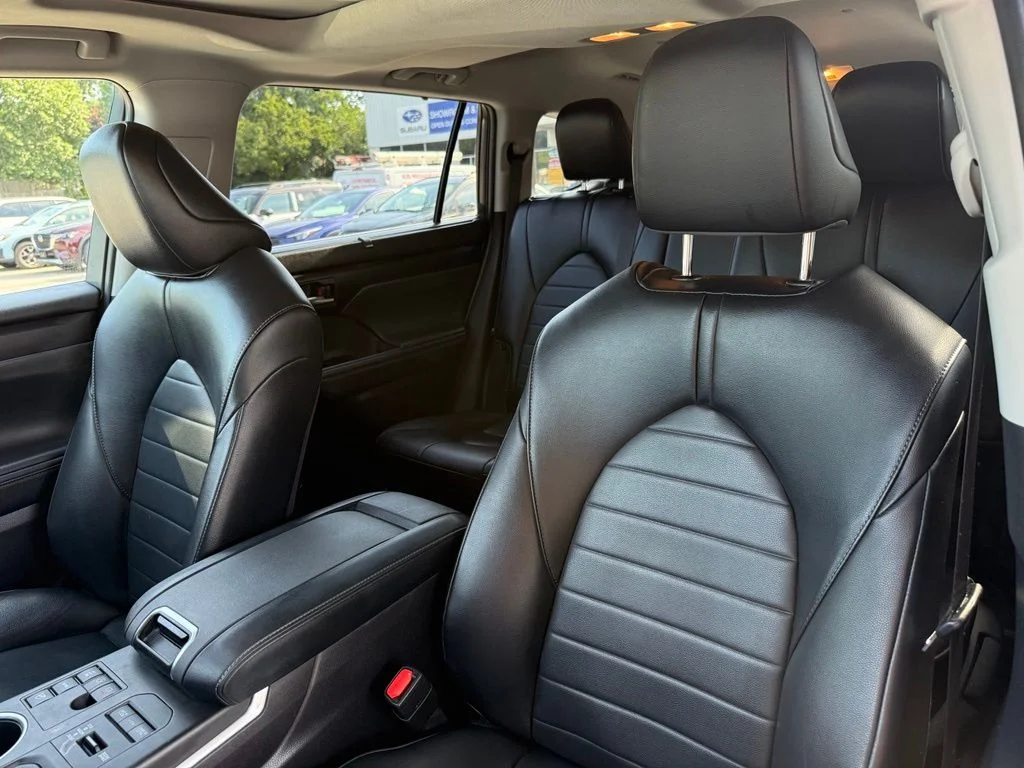 Used 2023 Gray Toyota XLE image 22