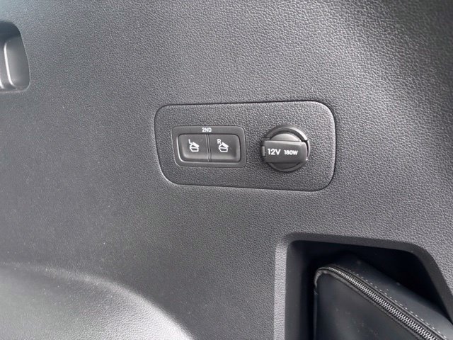 Used 2023 White Hyundai SEL image 55