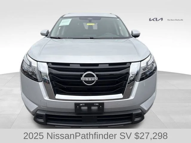 Used 2025 Silver Nissan SV image 3