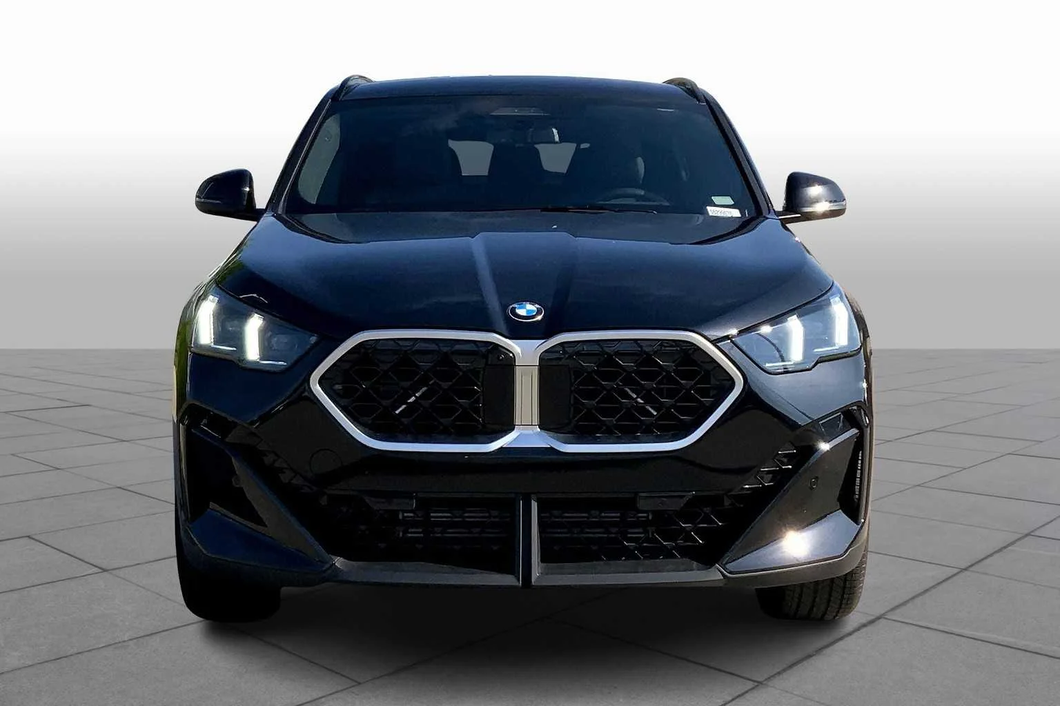 New 2025 Black Sapphire Metallic BMW xDrive28i image 3