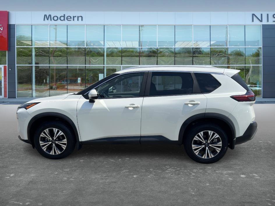 Used 2023 Pearl White Tricoat Nissan SV image 8