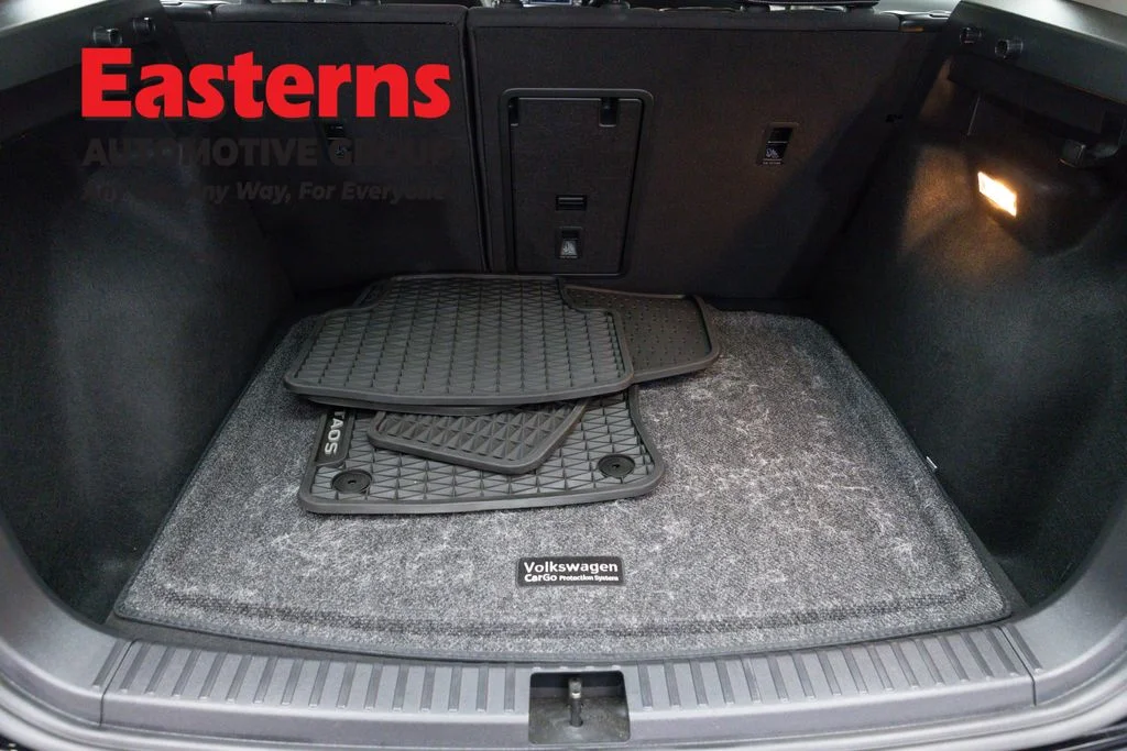Used 2022 Black Volkswagen 1.5T S image 9