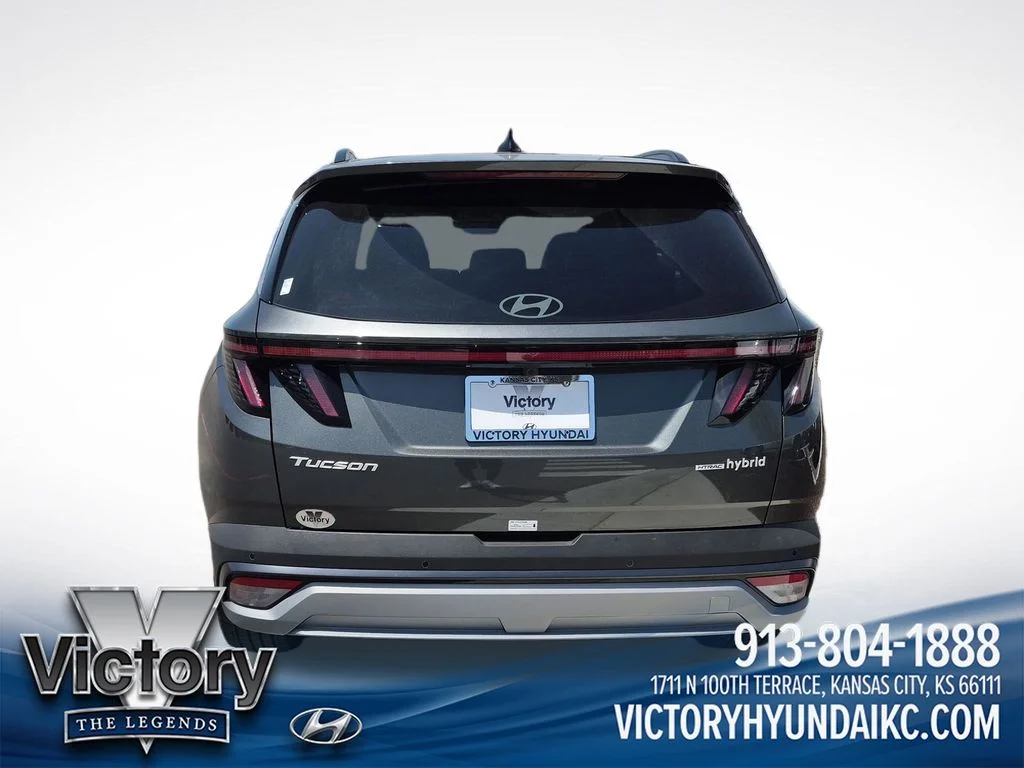 Used 2025 Gray Hyundai Limited image 4