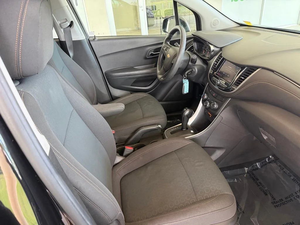 Used 2020 Black Chevrolet LS image 22