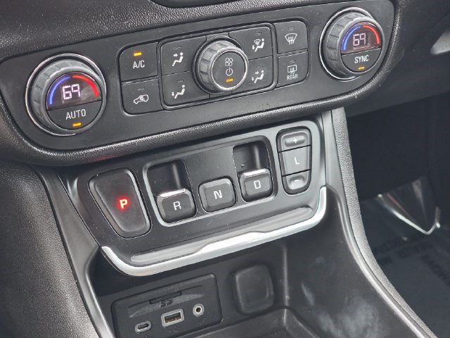 Used 2018 Satin Steel Metallic GMC Denali image 29