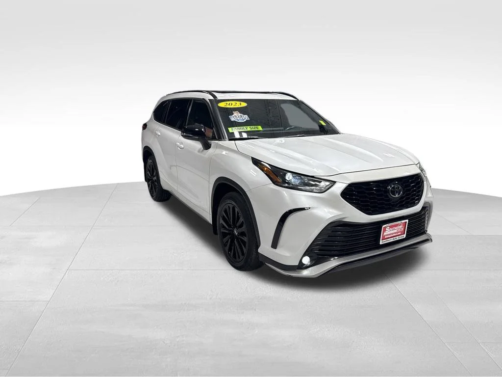 Used 2023 Beige Toyota XSE image 12