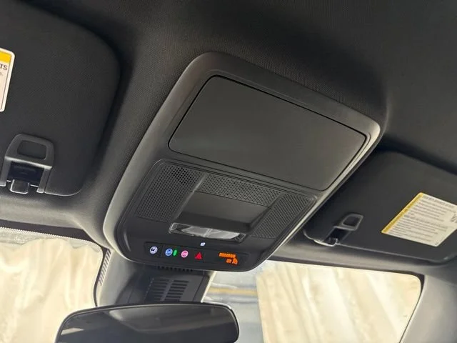 2027 Chevrolet Equinox LT - Photo 31