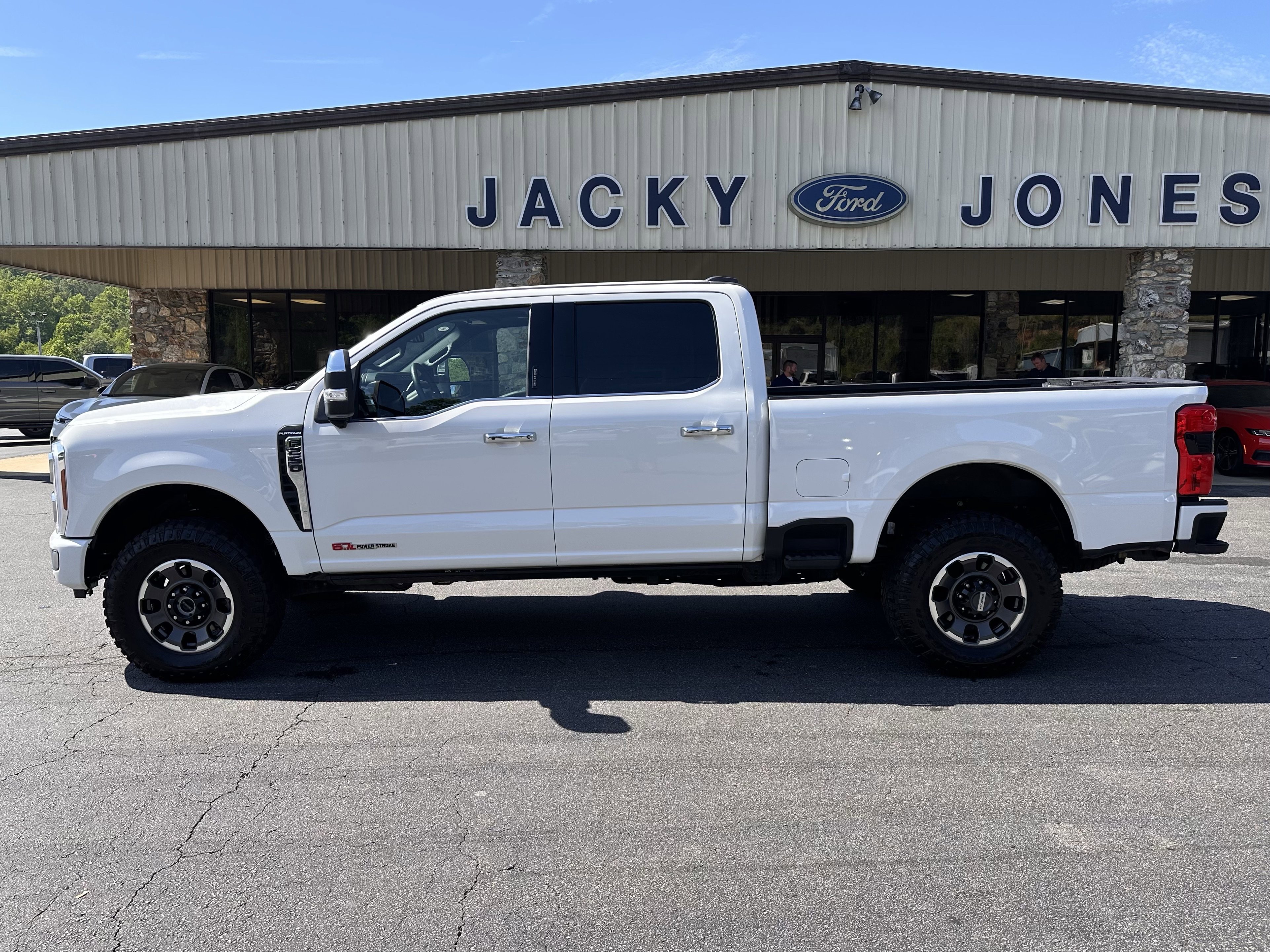 2024 Ford F-250 Platinum 4x4 Crew Cab 8' Box's photo