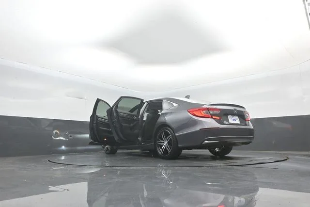 Certified Used 2021 Gray Pearl Honda Touring image 40