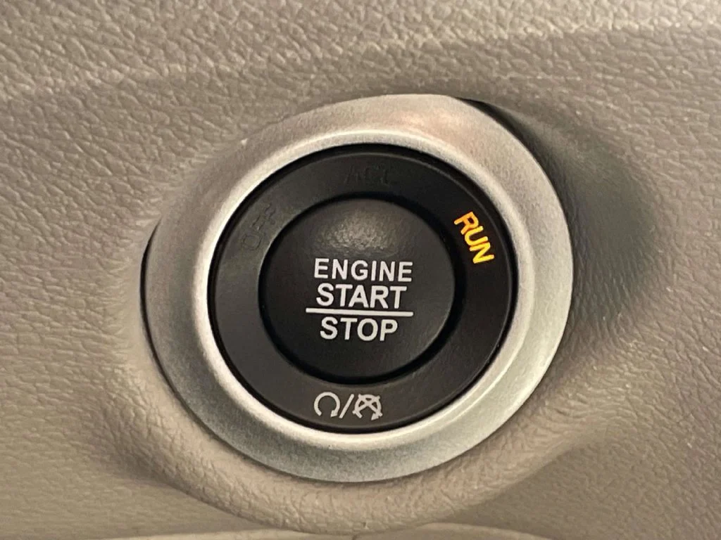Used 2023 Black Chrysler Touring L image 31