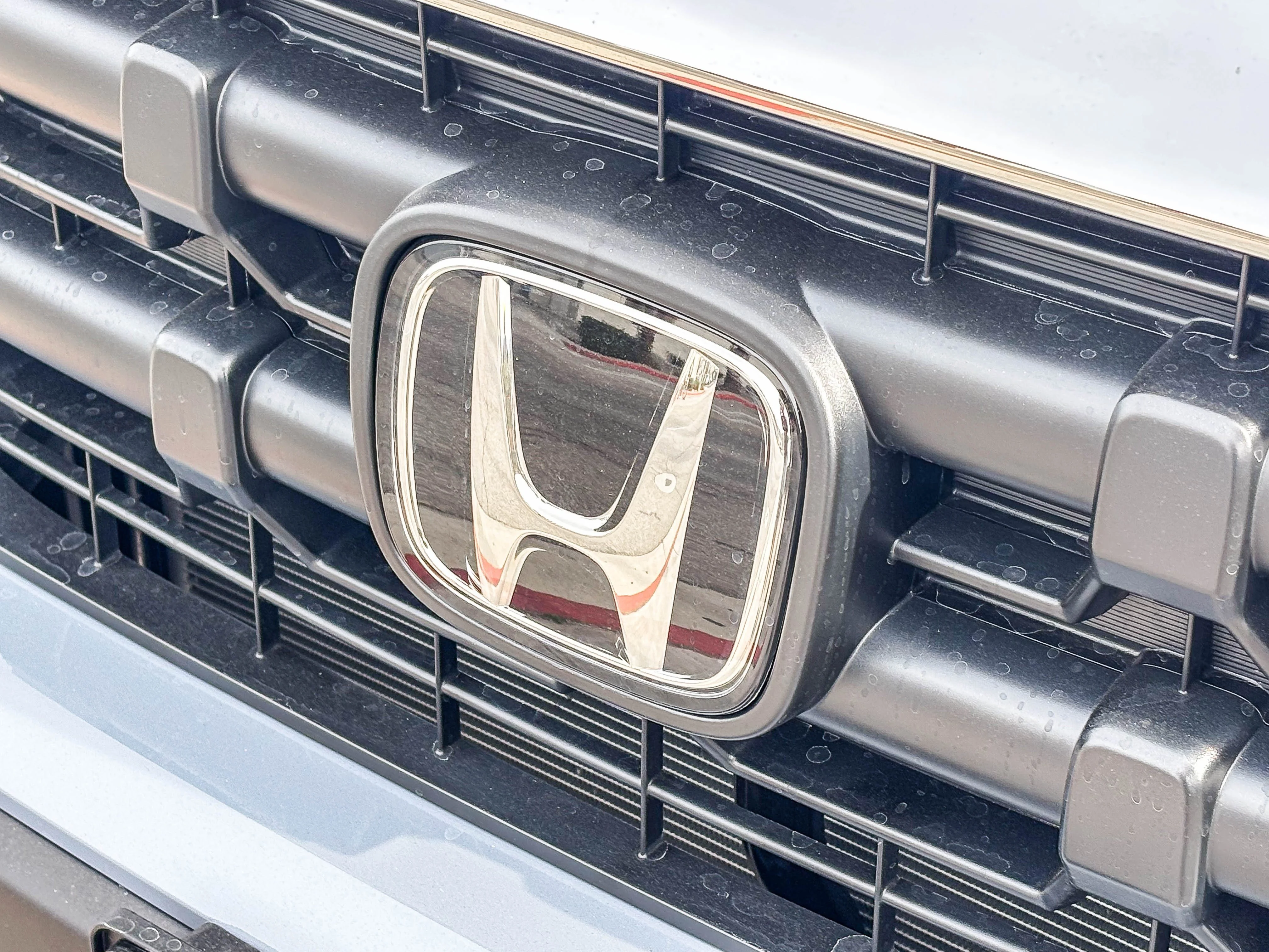 New 2026 Sonic Gray Pearl Honda RTL image 9