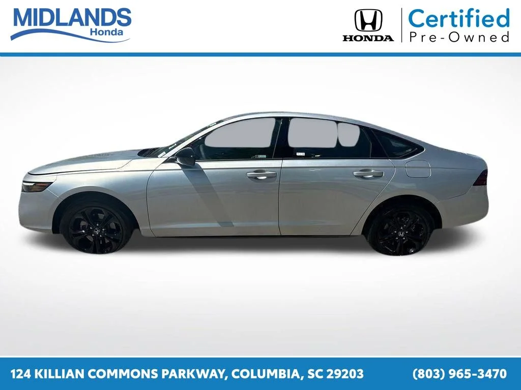 Certified Used 2025 Solar Silver Metallic Honda SE image 4