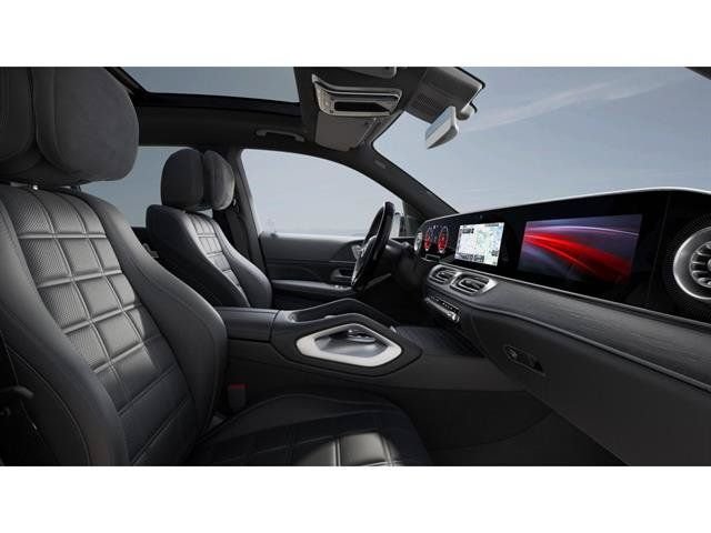 New 2027 MANUFAKTUR Moonlight White Metallic Mercedes-Benz GLS 450 image 4