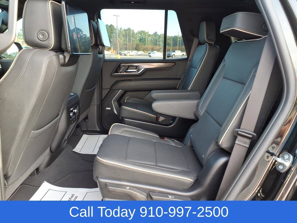 Used 2025 Onyx Black GMC Elevation image 12