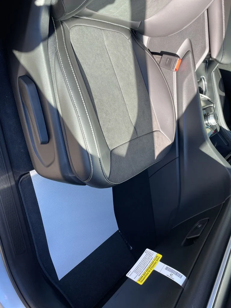New 2025 Silver Zynith Exterior Paint Jeep Altitude X image 19