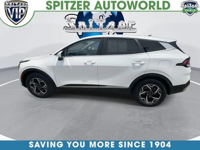 Used 2023 White Kia LX image 6