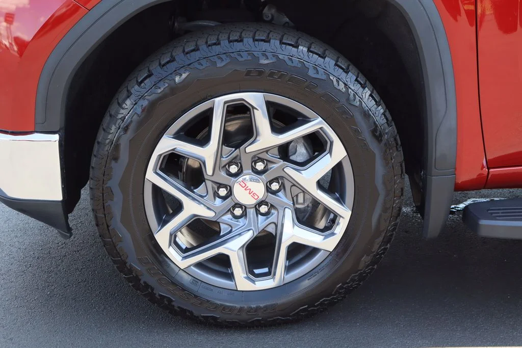 Used 2020 Red GMC SLT image 34