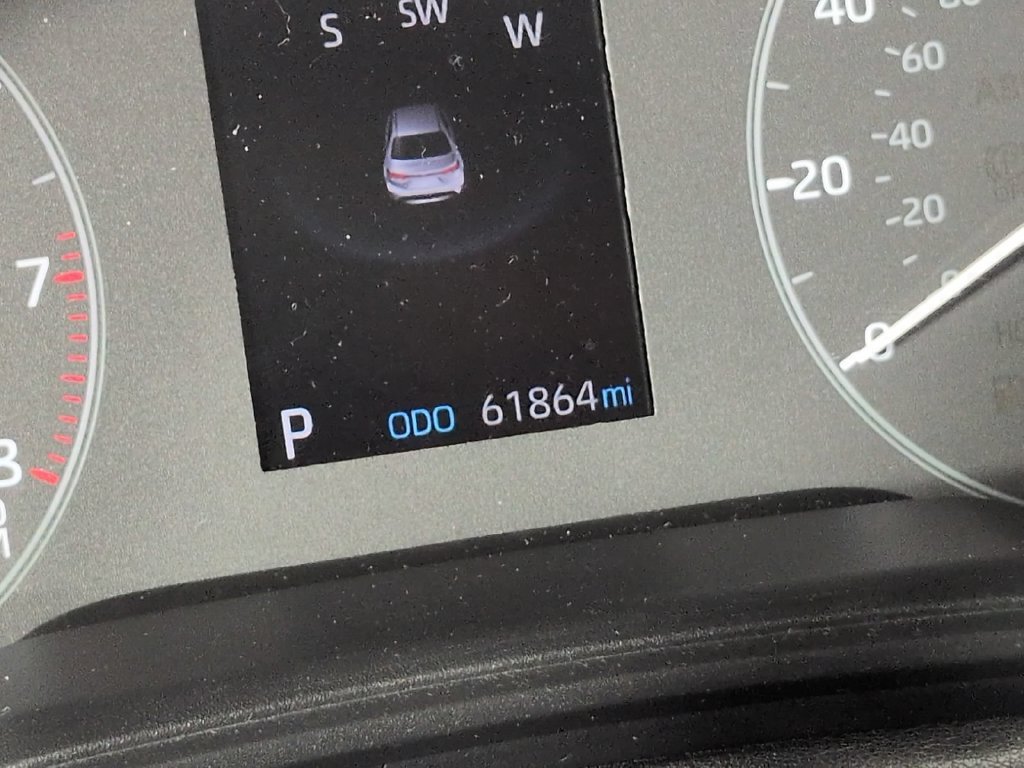 2024 Toyota Corolla LE - Photo 44