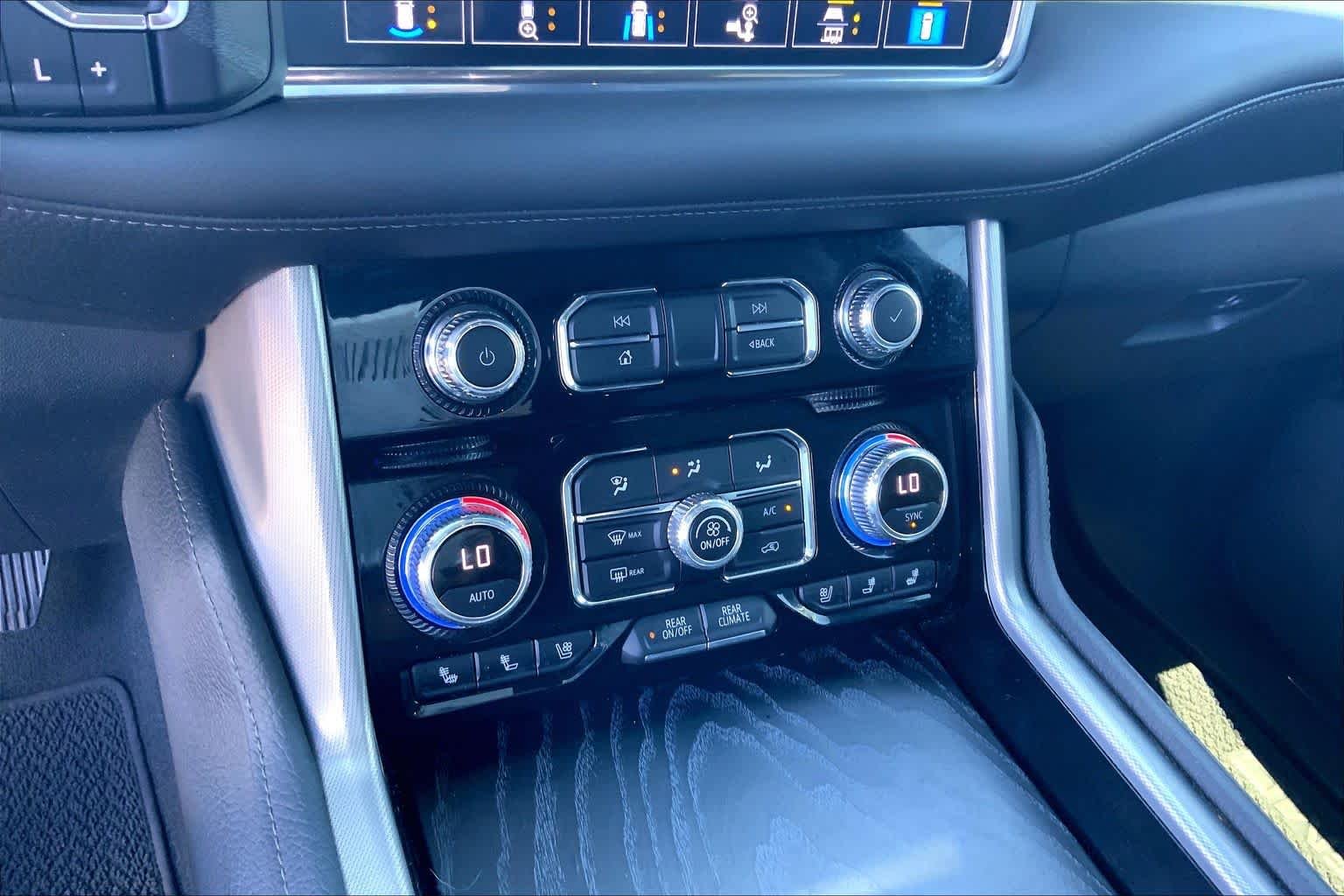 Used 2021 Onyx Black GMC Denali image 34