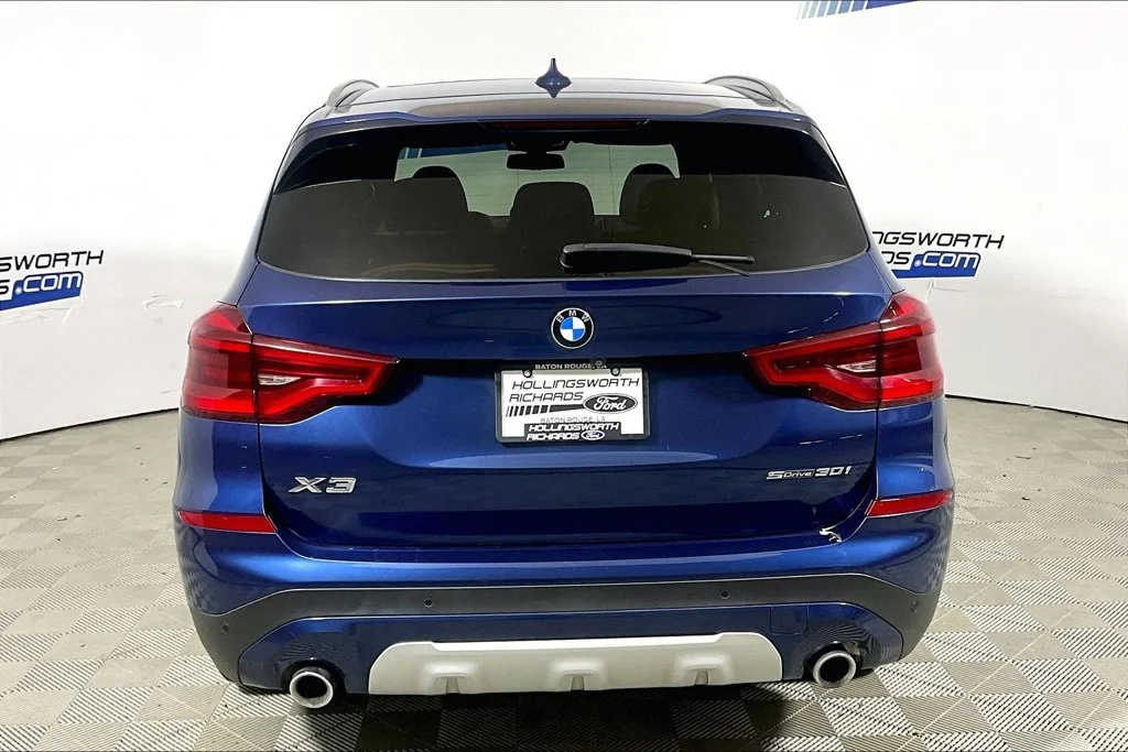 Used 2021 Phytonic Blue Metallic BMW sDrive30i image 4