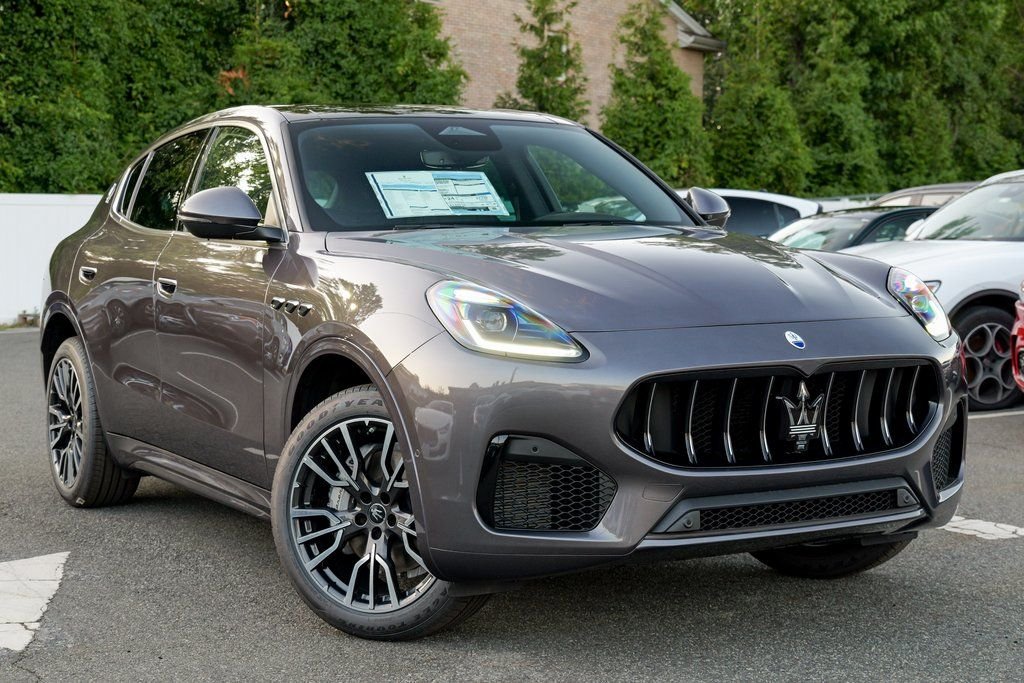 2025 Maserati Grecale Base