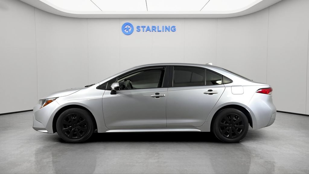 Used 2020 Silver Toyota LE image 3