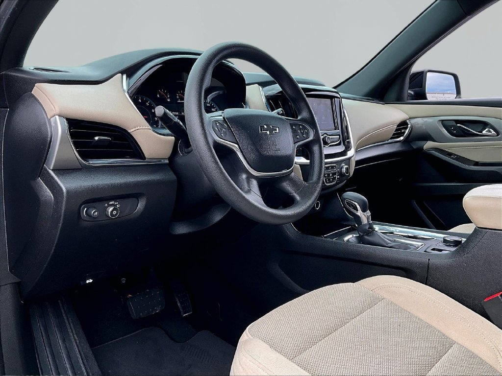 Used 2023 Black Chevrolet LS image 8