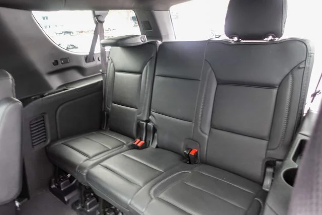 Used 2024 Titanium GMC Denali image 27