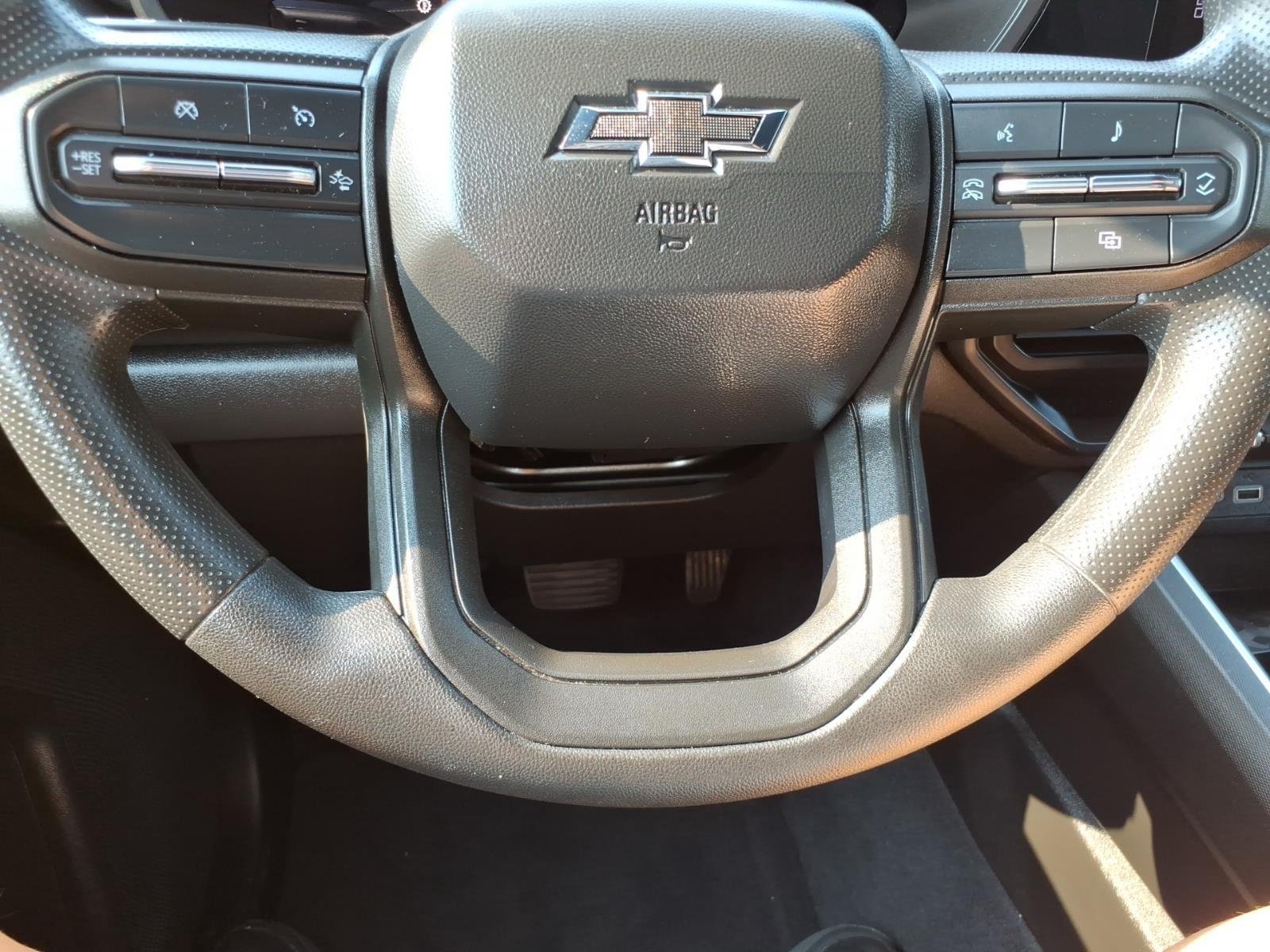Used 2023 Summit White Chevrolet 4WD Trail Boss image 14