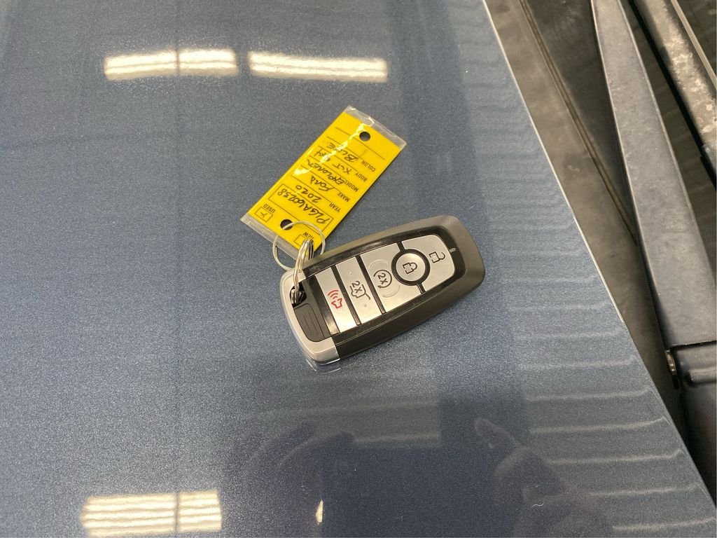 Used 2020 Blue Ford XLT image 23