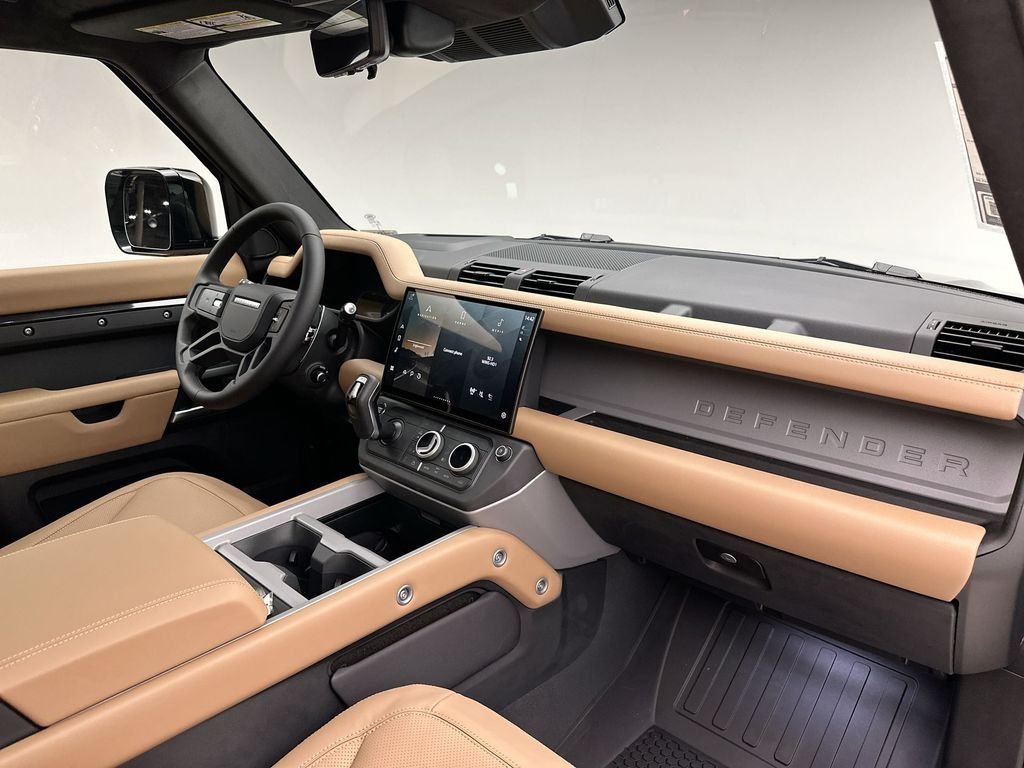 New 2026 Carpathian Grey Prem Met Land Rover V8 image 16